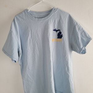 Michigan Mens Blue What Happens At The Lake Short Sleeve Crew Neck T Shirt Sz XL